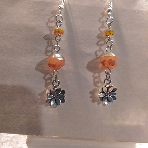 Flower Earrings - Picture 3 of 3